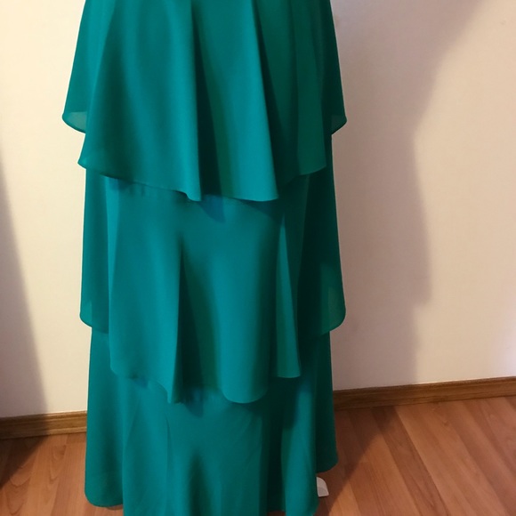 Belle Badgley Mischka Green Ruffle Sachs Dress - Picture 3 of 8